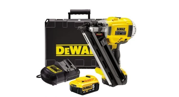 DeWALT DCN692P2 18V Li-Ion Accu Constructie Tacker Set (2x 5.0Ah Accu) In Koffer - 50-90mm - Koolborstelloos - DCN692P2-QW 3 DeWALT DCN692P2 18V Li-Ion Accu Constructie Tacker Set (2x 5.0Ah Accu) In Koffer - 50-90mm - Koolborstelloos - DCN692P2-QW